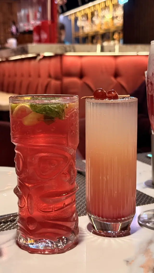 Mocktails at the bar