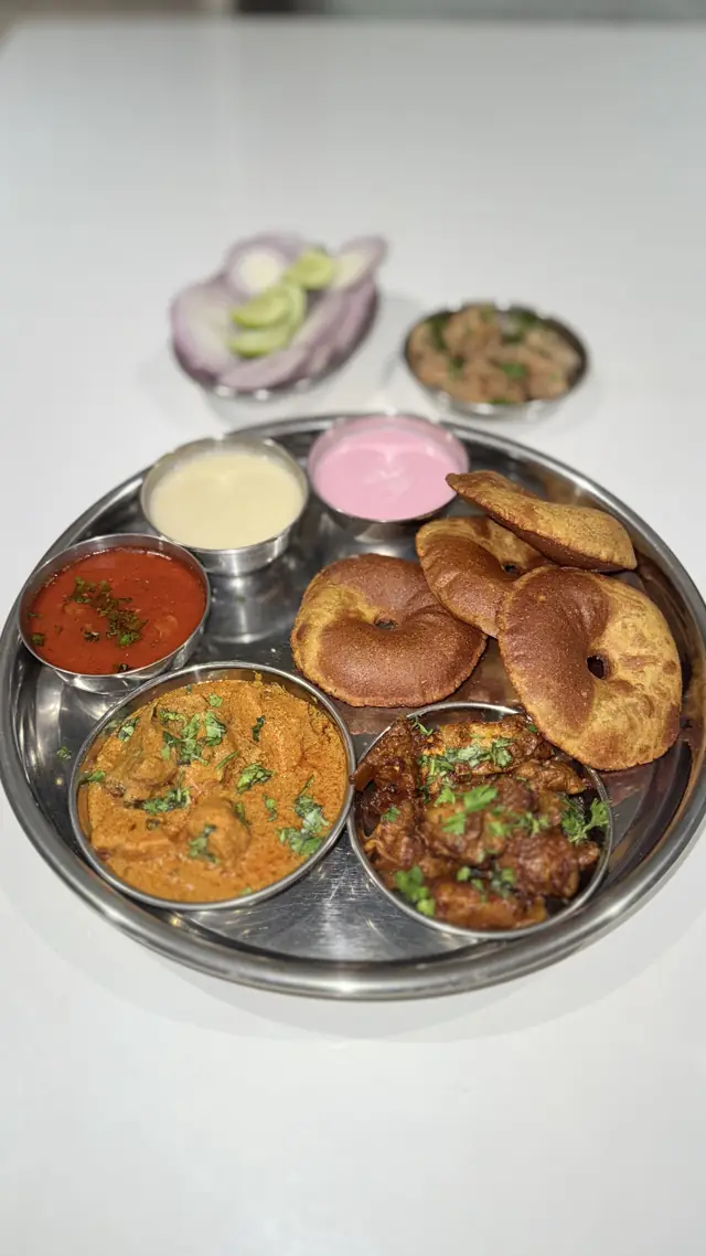 Puri thali